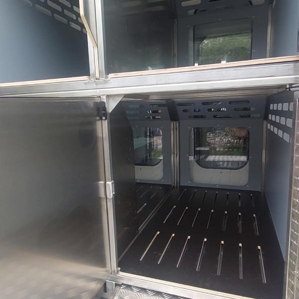 Allestimenti Nucleo Cinofili Polizia di Stato